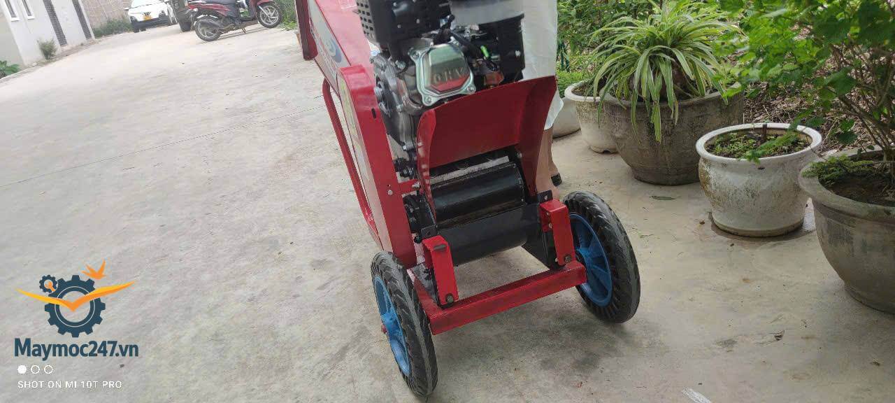 Máy băm nghiền cành cây gỗ các loại
