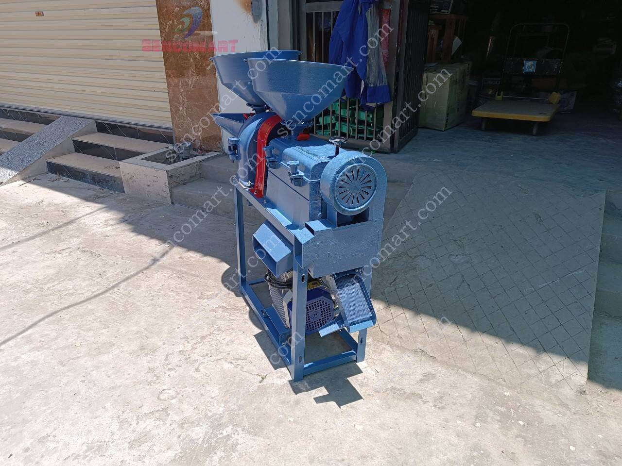 Máy xát gạo gia đình Toàn Phát 1180, giá rẻ bảo hành 24 tháng