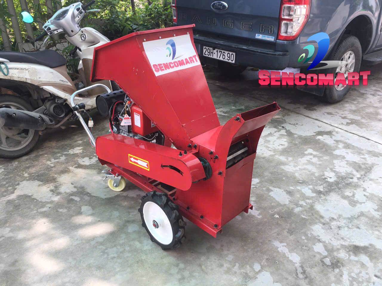 Máy Băm Cành Cây Động Cơ Dầu – Máy Băm Cành Nông Nghiệp