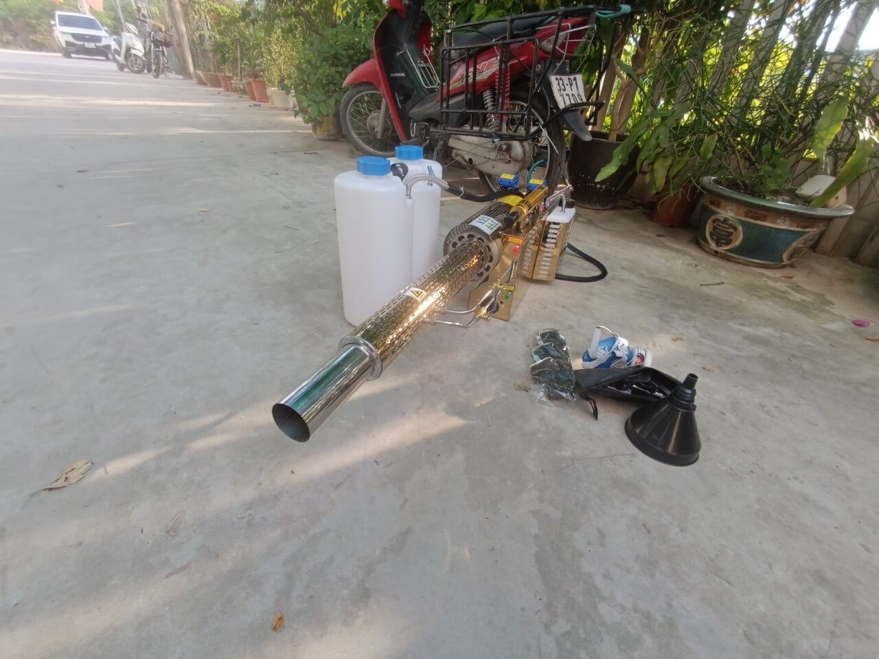 Máy phun diệt côn trùng mẫu mới 2024 tại Sencomart