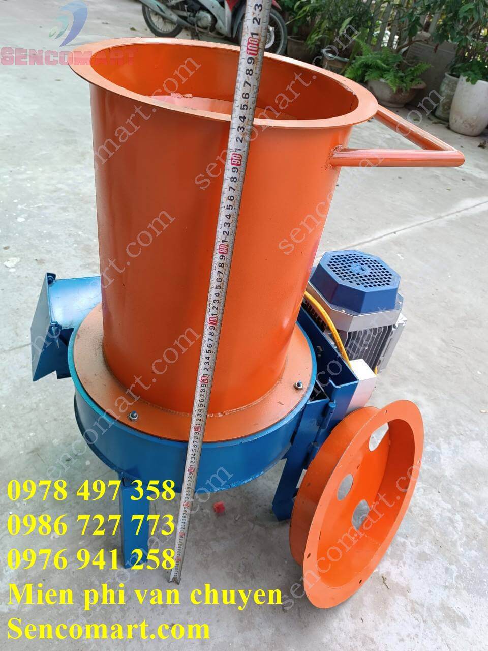 Máy băm xơ dừa, nghiền nguyên trái xơ dừa. Sản xuất 100% hàng Việt Nam, động cơ 3,5kw (4,7HP) dây đồng