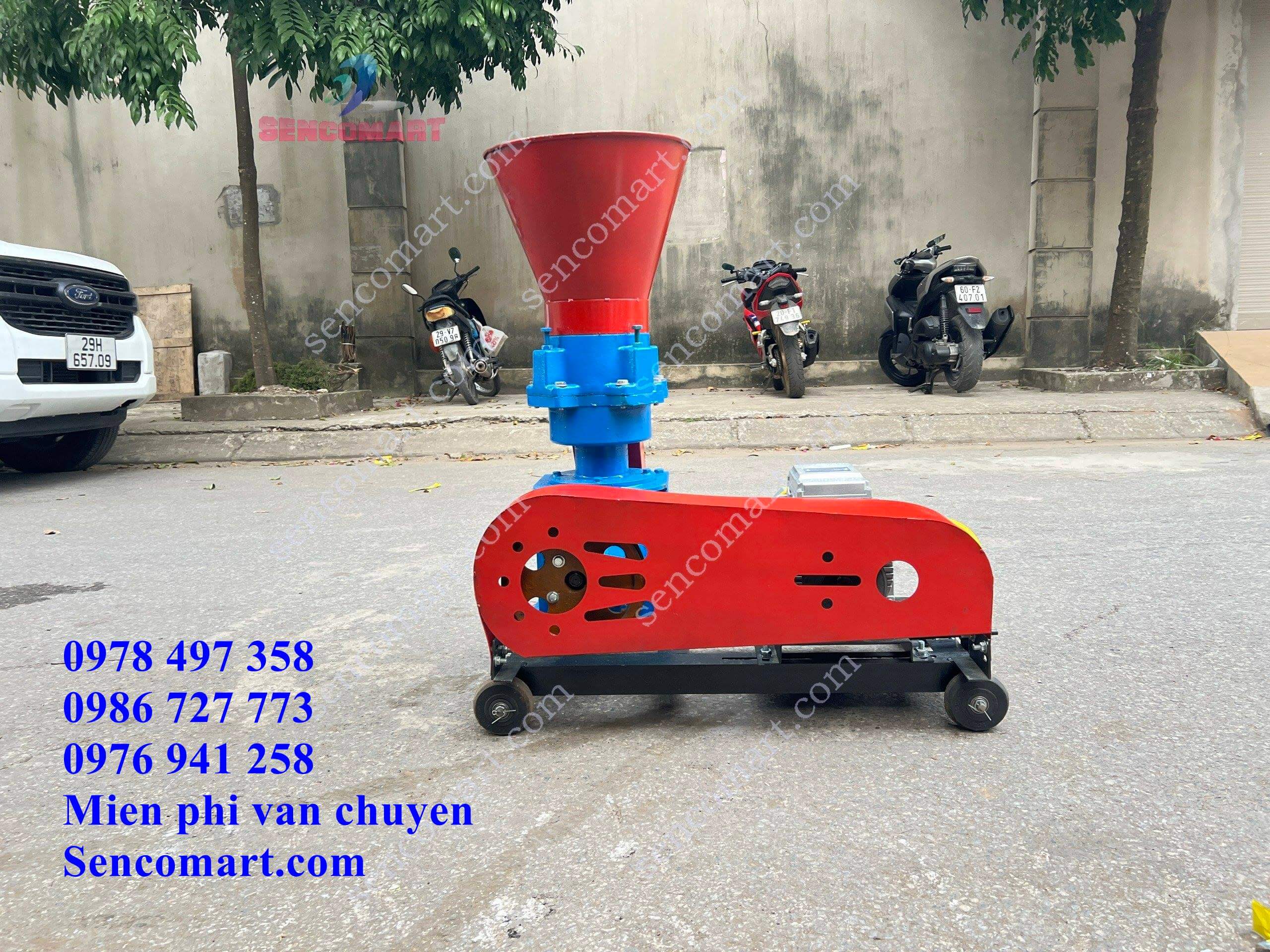 Máy nén cám viên 4 quả lô dây curoa, công nghệ mới nhất 2024 tại Sencomart