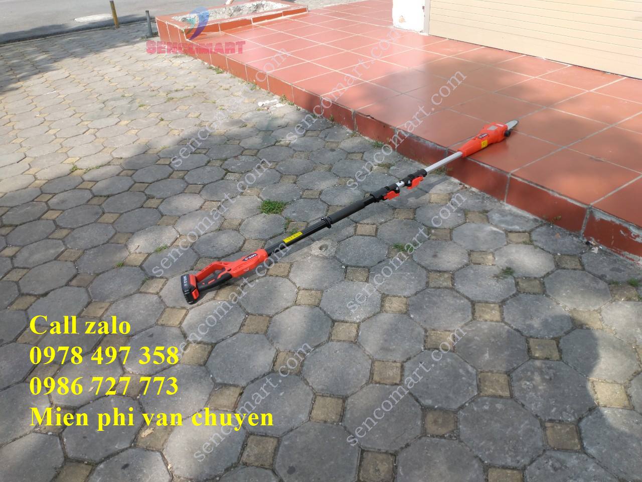 Máy cắt tỉa cành trên cao dùng pin Yato 82836