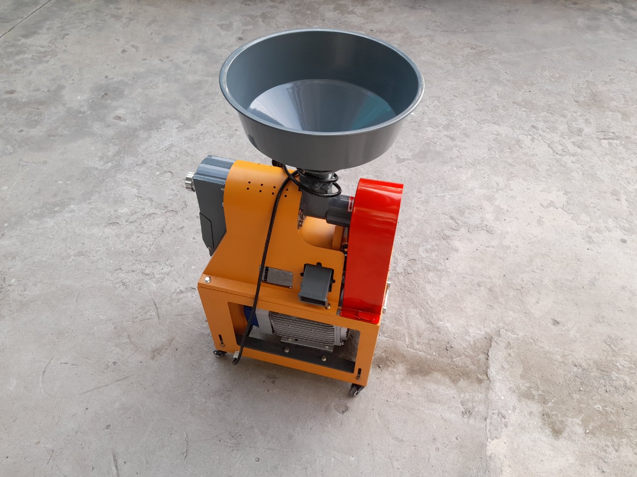 Máy Bóc Vỏ Đậu Nành, Đậu Tương SENCO -V88