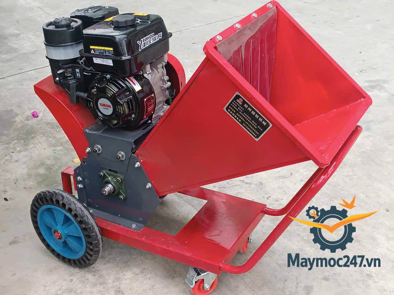 Máy băm tàu dừa, băm cành cây dùng động cơ xăng