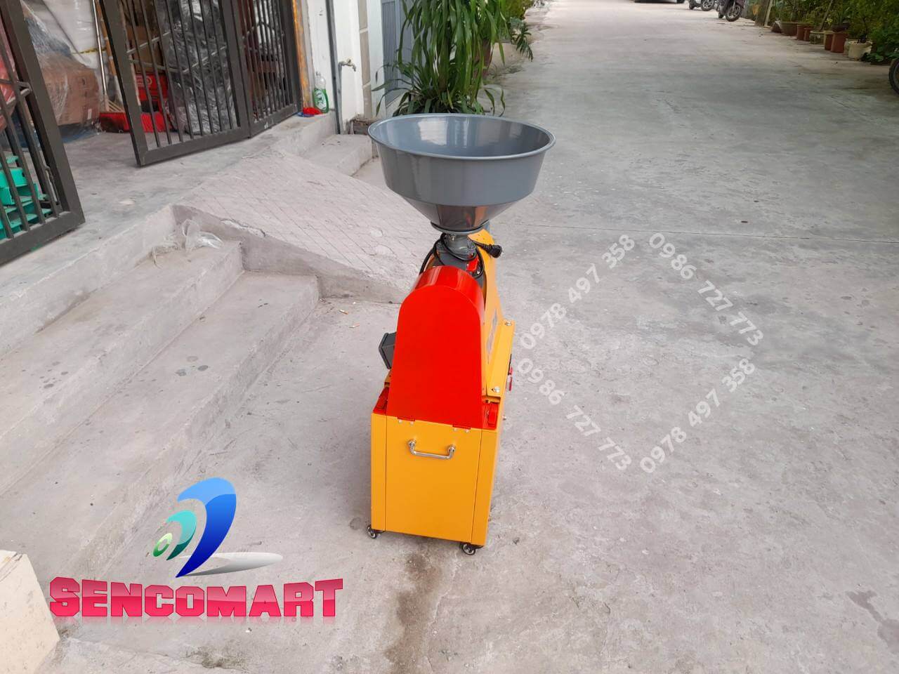 Máy xát gạo lúa SENCOMART