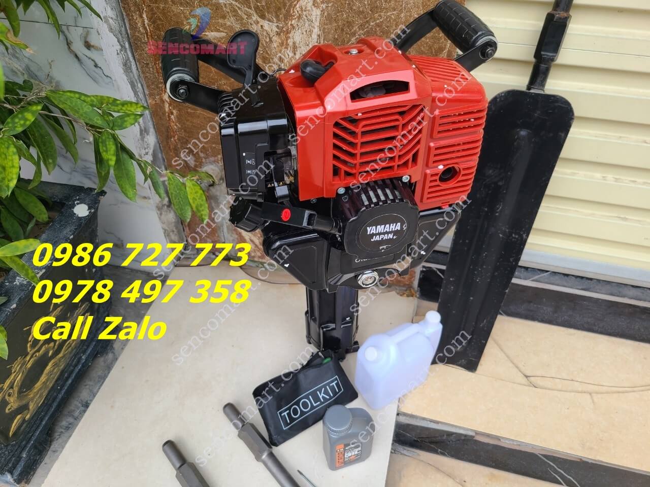 Máy bứng cây Yamaha 4 thì tặng kèm 02 mũi đục, 1 xẻng