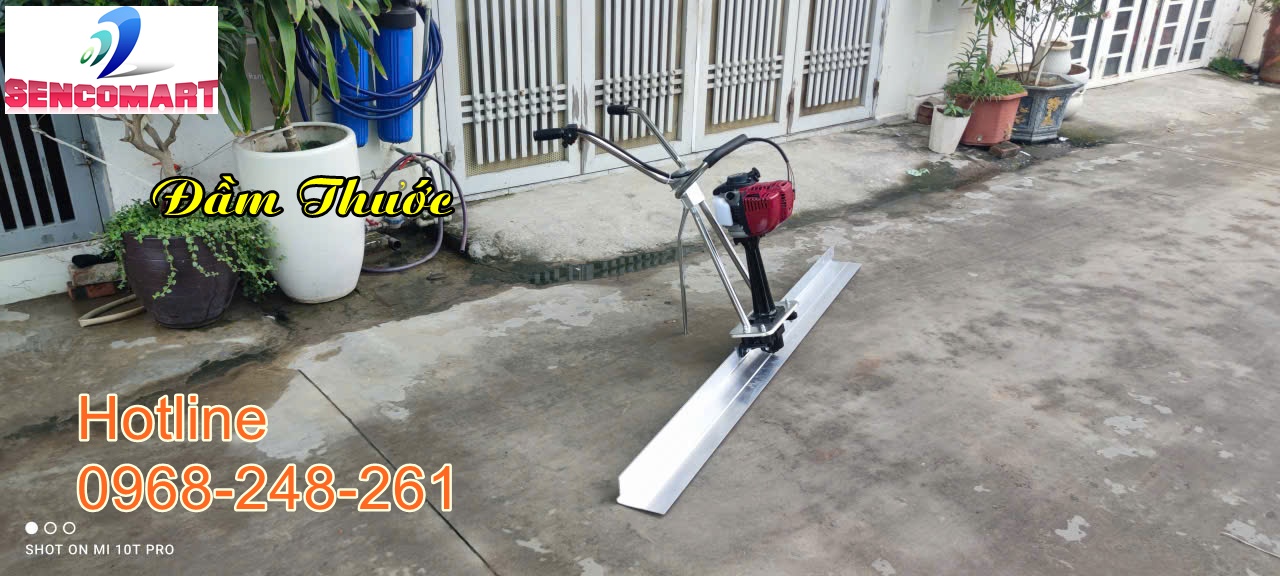 Máy Đầm Thước khung inox Chạy Xăng Động Cơ 4 Thì Honda GX35 chạy bốc