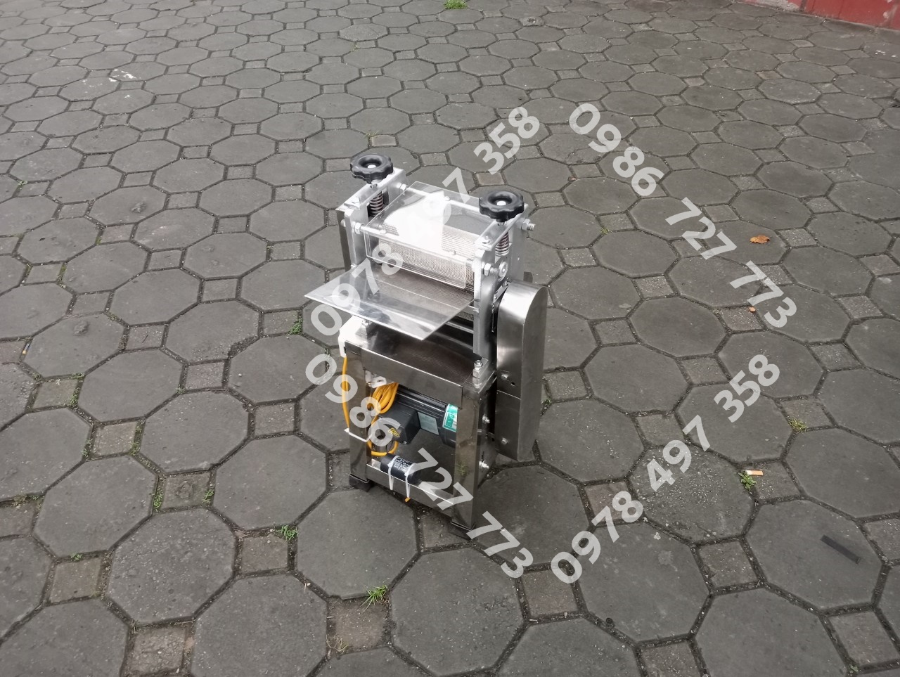 Máy làm mỏng bì lợn chạy điện động cơ 400w