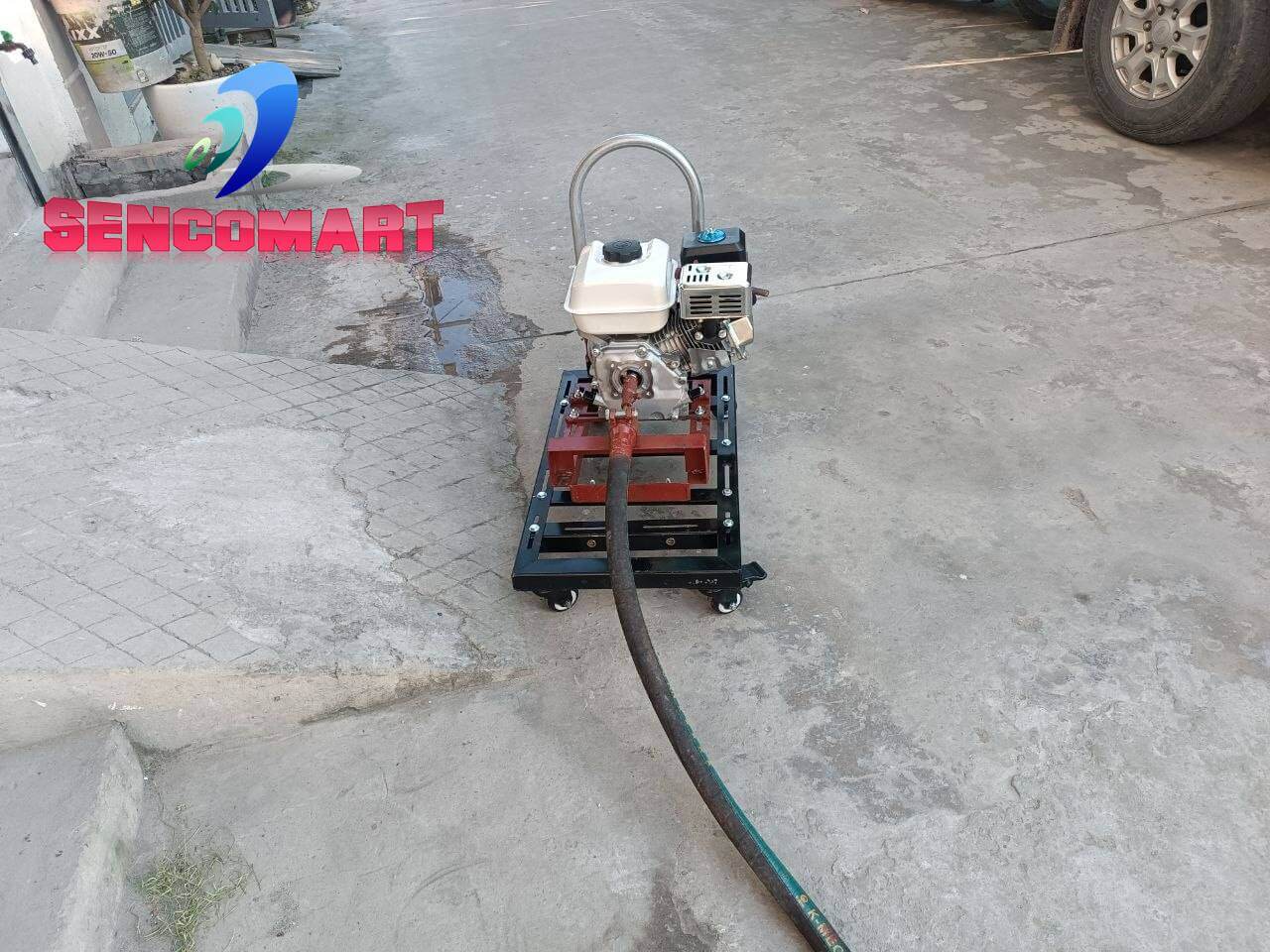 Máy Hút Phân Heo Động Cơ Xăng: Cấu Tạo, Công Suất Và Ứng Dụng