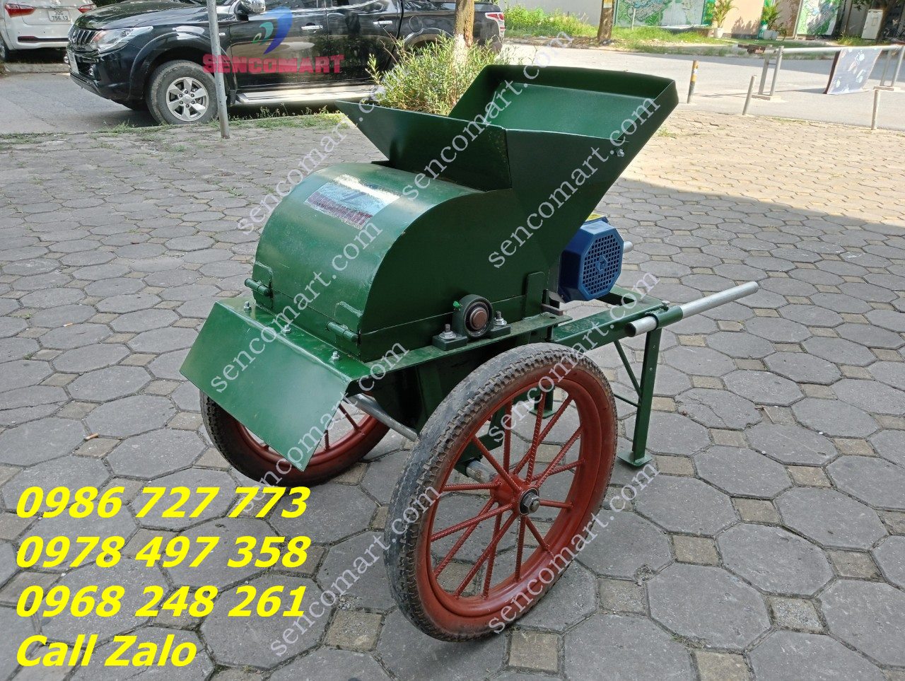 Máy xay đất, nghiền đất đóng bầu ươm mẫu mới 32 búa