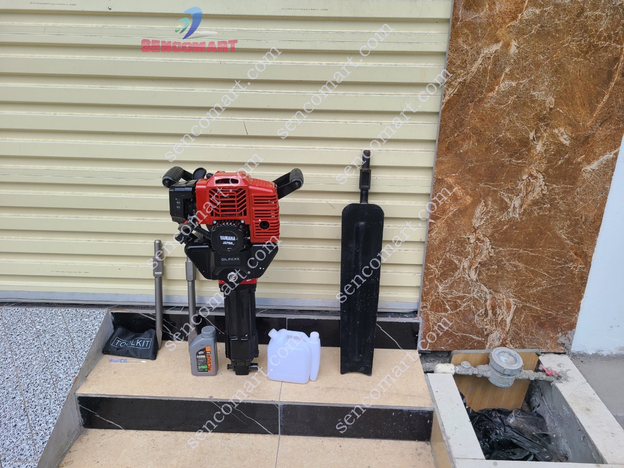 Máy Bứng Cây Chạy Xăng Yamaha 1900W