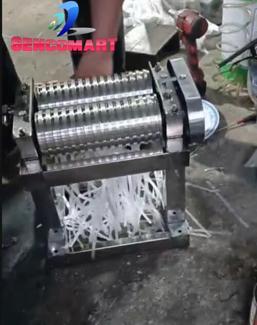 Máy Cắt Bánh Tráng Trộn, Cắt Bánh Phở Quay Tay TBT-304QT