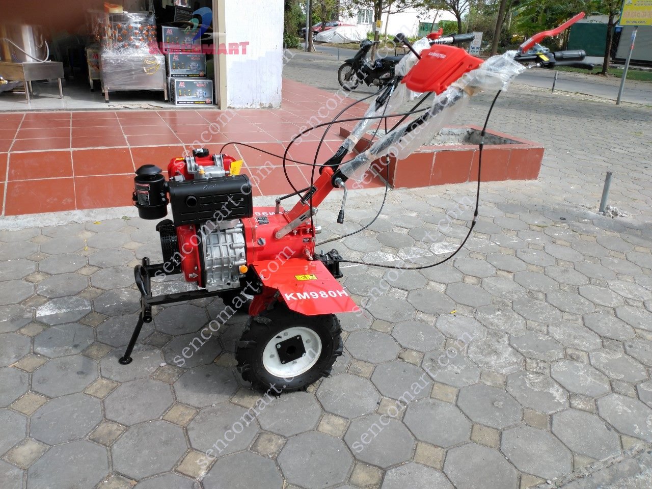 Máy xới đất chạy dầu có chuyển hướng Kamastsu KM980H