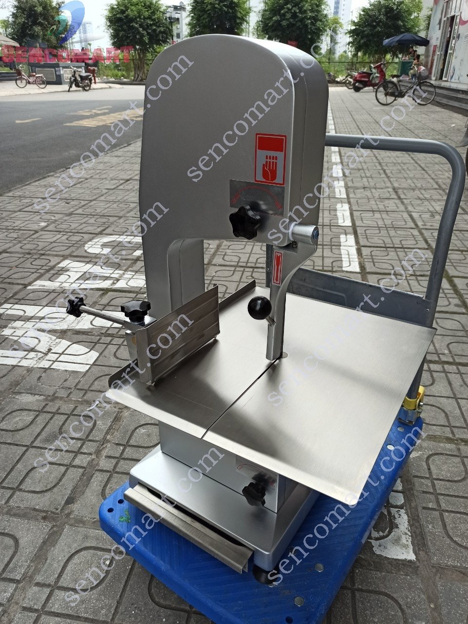 Máy cưa xương đông lạnh công nghiệp 300A Sencomart