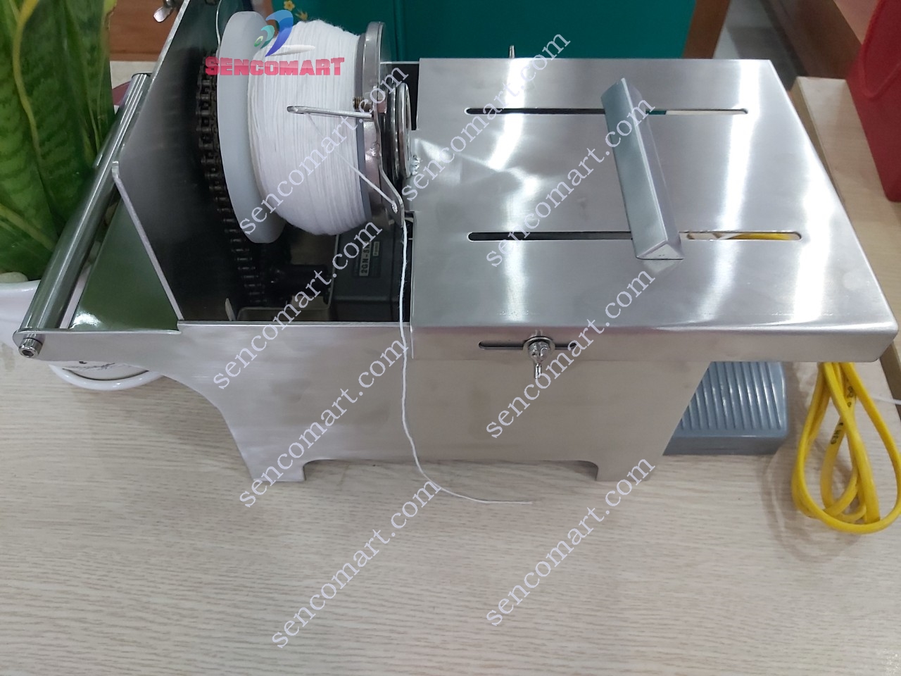 Máy buộc xúc xích chạy điện INOX siêu nhanh sạch sẽ