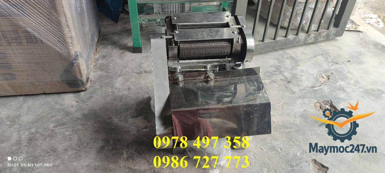 Máy dần thịt tươi Sencomart, giúp gia vị thấm sâu nhanh hơn