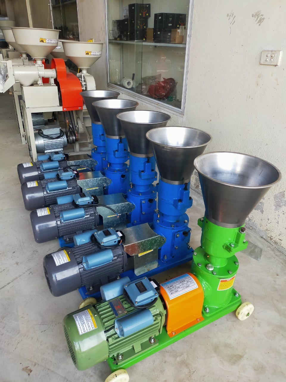 Máy Ép Cám Viên 3 Pha Trục Đứng S150 PLUS