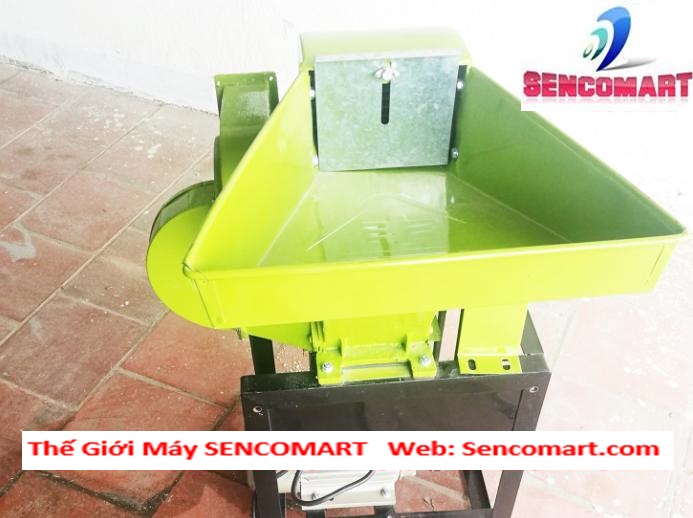 Máy Nghiền Ngô, Máy Nghiền Ngũ Cốc Thành Cám Cho Vật Nuôi Sencomart-MNB
